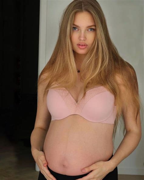 Romee Strijd Pregnant In Sexy Lingerie 3 Photos The