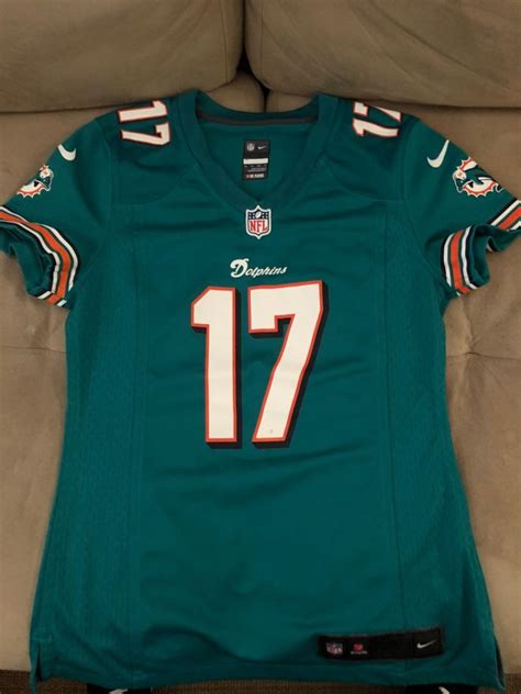 xs womens dolphins jersey excellent condition jersey nike nfl