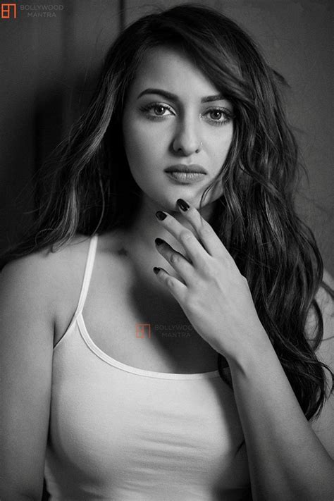 Picture Sonakshi Sinha 1065