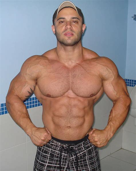 worldwide bodybuilders brazilian bodybuilder guilherme maganinho