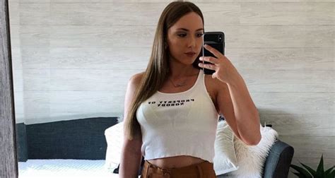 Eminems Daughter Hailie Shows Off Her Body On Instagram Hip Hop Lately