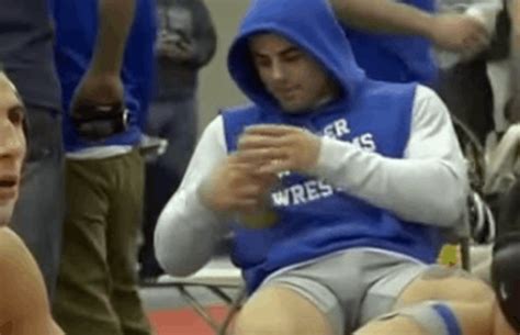 wrestler caught grabbing his bulge spycamfromguys hidden cams spying on men