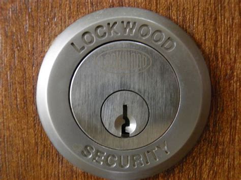lockwood door lock replacements brisbane kgb security