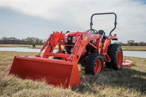 kubota lle series  hst le wd rops compact utility tractor  sale  sheridan