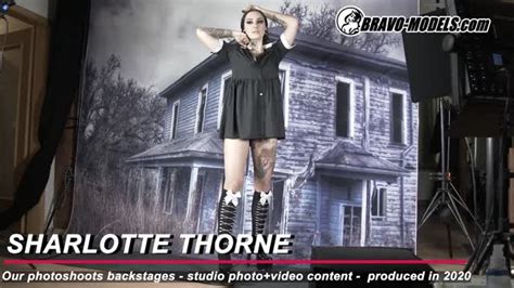 430 Backstage Photoshoot With Actress Sharlotte Thorne Xbiz Tv