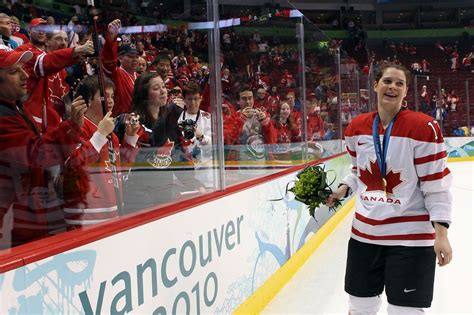 Olympic Gold Medalist Jennifer Botterill Joins New York Islanders