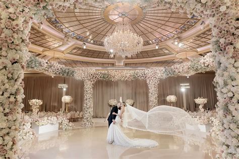 extravagant wedding  taglyan complex rene zadori photography