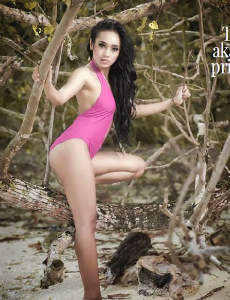 Nheyla Putri Model Majalah Male November December 2013 Mazda News