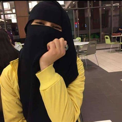 Pin By شروق On Elegant Arab Girls Hijab Islam Women Niqab Fashion