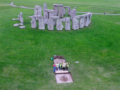 stonehenge origins of those who built world famous monument revealed by groundbreaking