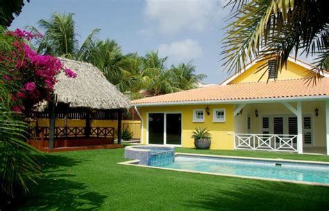 vakantiehuis curacao vakantiehuis aan zee met zwembad de beste tips