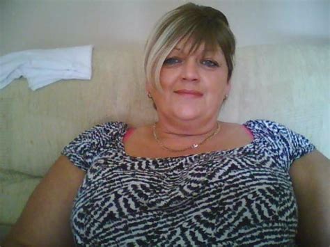 sue49xx 51 from derby is a local granny looking for casual sex