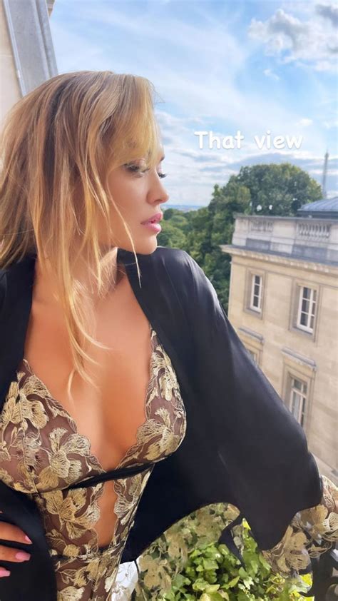 Rita Ora Cleavage Of The Day