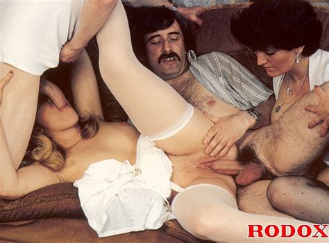 two retro ladies with sensual stockings sharing two guys teenie porn