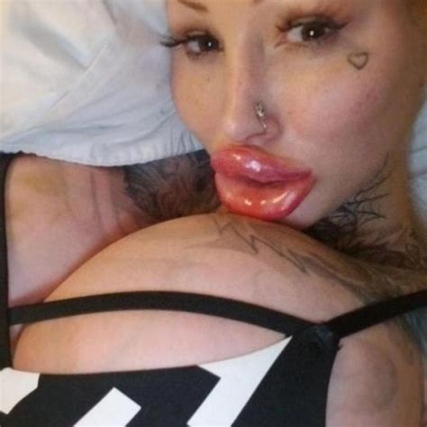 girls with big juicy full lips dsl dick sucking lips page 49