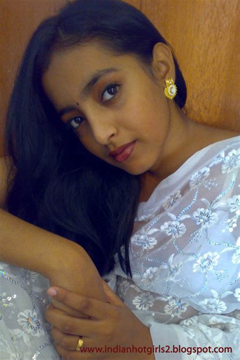 Indian Hot Girls Indian School Girl Anju’s Sexy Photo