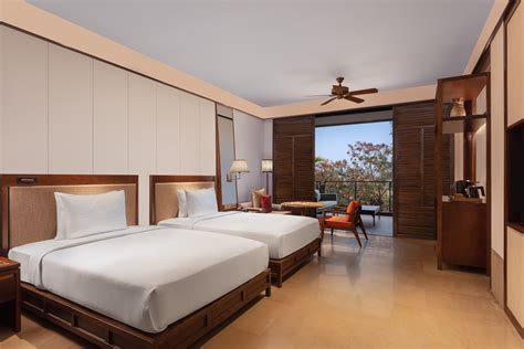 hilton expands flagship brand  india launches  property  hilton hotels resorts
