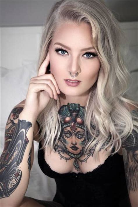 gorgeous girls with tattoos that will drive you absolutely