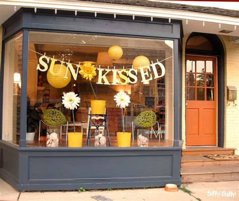 consignment storefront window display tips simpleconsign