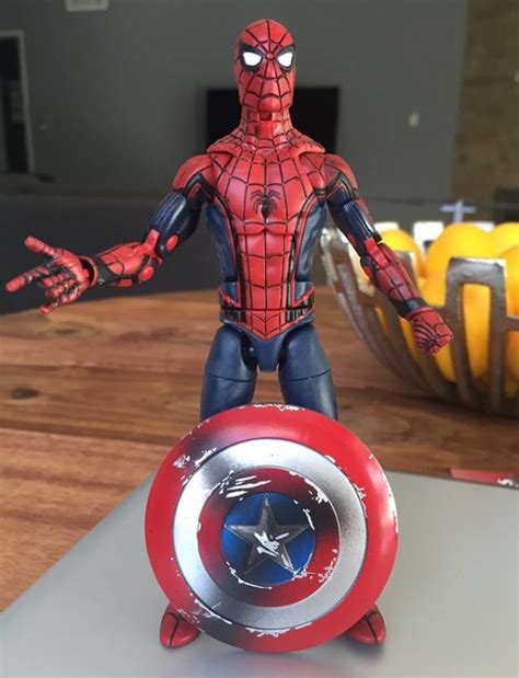 Marvel Legends Civil War Spider Man 3 Pack In Hand Photos