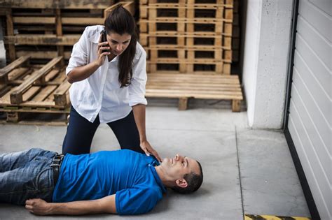 first aid for unconsciousness what to do and when to seek help