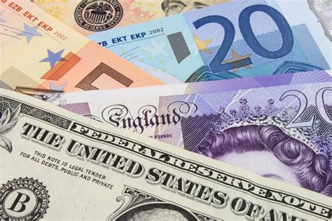 pound starts week weak  euro  dollar smart currency business