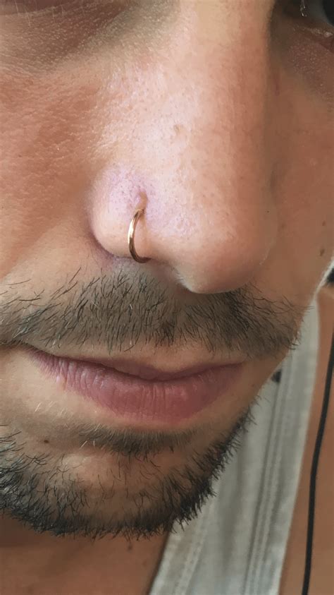 Nose Piercing Bump Keeps Getting Bigger R Piercing