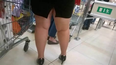 Chubby Milf Sexy Legs And Heels Waiting Line Free Porn 0c