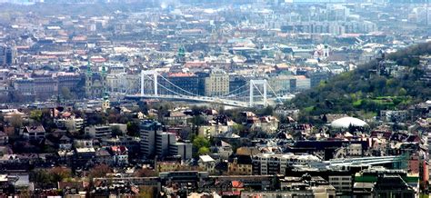 budapest   hill  photo  freeimages