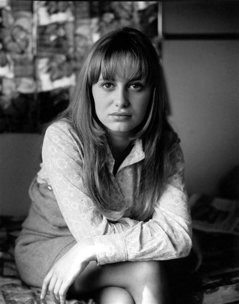 20 Stunning Black And White Photos Of British Actress Susan George From