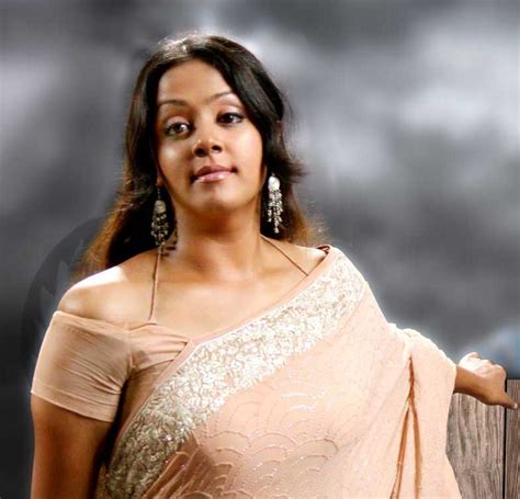 glam gallery jyothika hot pictures
