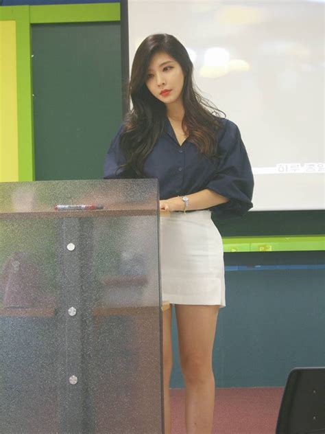 韩国“最美女教师” 讲台撩人 有了她谁还旷课 海南频道 凤凰网