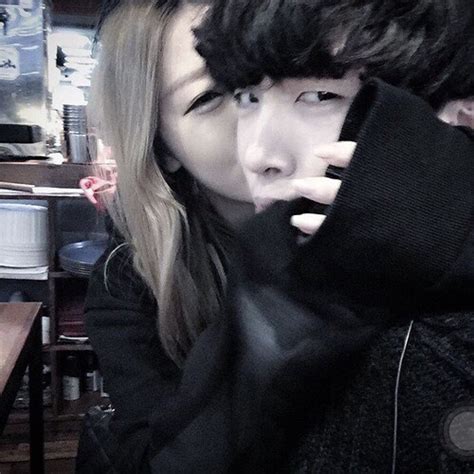 korean couples selca tumblr