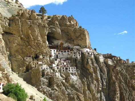 phuktal monastery bhutan reference images monastery tibet amazing places buddhist nepal