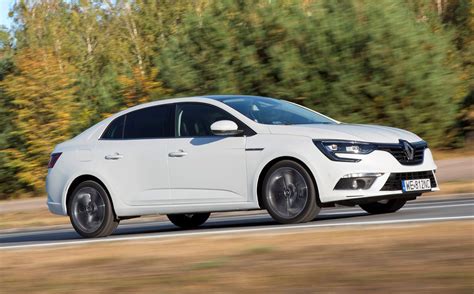 la megane sedan revient mais pas en france