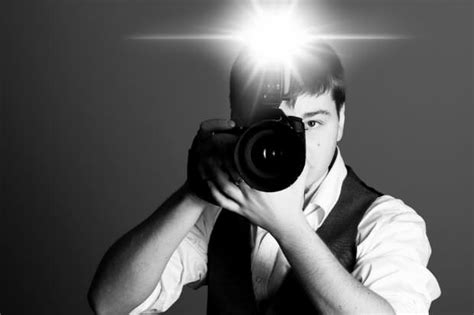 camera flash specifications  beginners