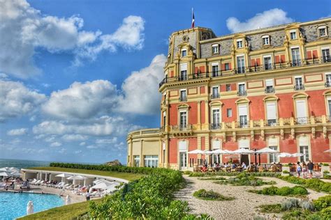 luxury hotels  biarritz france  stars palaces thalasso