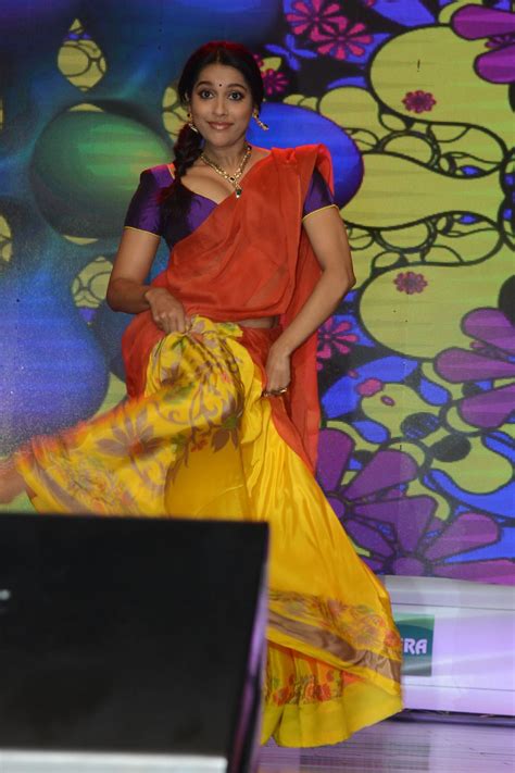 Anchor Rashmi Gautam Hot Navel Show Stills Idnsek