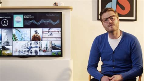 prototype van tv die apple  maken door amsterdams bureau rtl nieuws