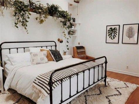 52 Popular Diy Small Master Bedroom Ideas For Inspirations On A Budget