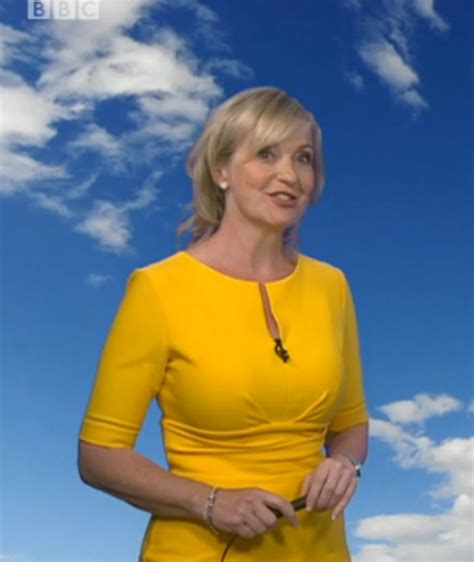 Carol Kirkwood Flaunts Enviable Hourglass Figure In Tight Yellow Dress