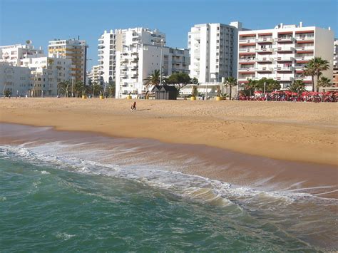 turismo viagens destinos quarteira algarve portugal