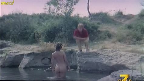 naked patrizia gori in le dolci zie