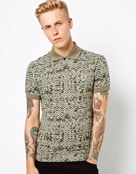 Fred Perry Laurel Wreath Polo With Camo Print In Green For