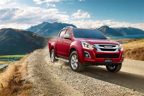 isuzu  max   review features