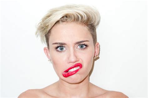 Miley Cyrus Banned From The Dominican Republic Fact Magazine