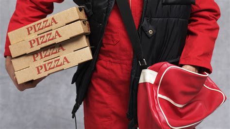 Hilarious Pizza Order Has Best Delivery Instructions Ever For Brave