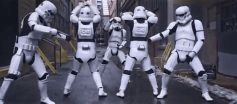 Star Wars Darth Vader Doesn T Approve Of Stormtroopers Twerking