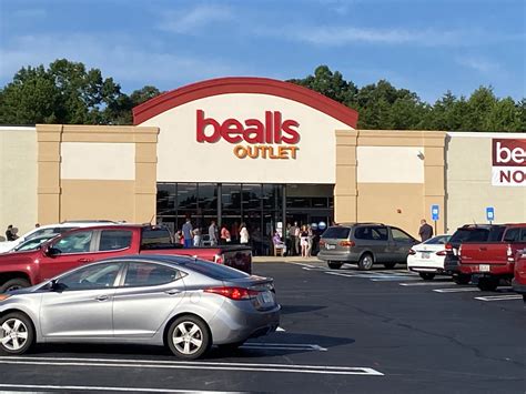 bealls outlet official opening  ribbon cutting ceremony  habersham