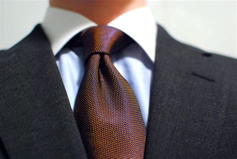 wear  black suit color combinations  shirt  tie